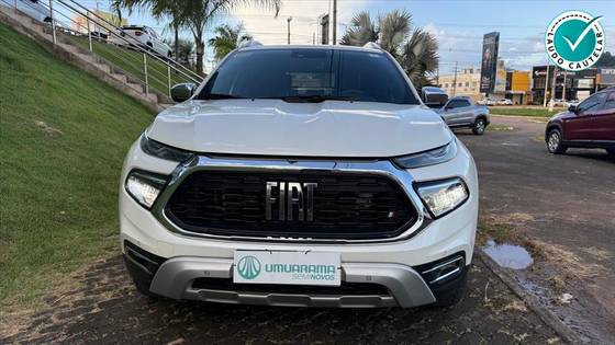 FIAT TORO 2.0 16V TURBO DIESEL RANCH 4WD AT9 FIAT TORO 2.0 16V TURBO DIESEL RANCH 4WD AT9